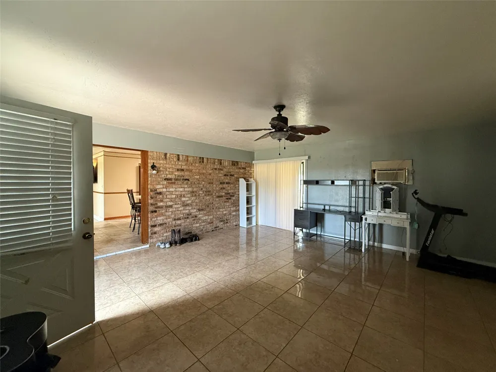 254 County Road 3225 Mt Pleasant, TX 75455