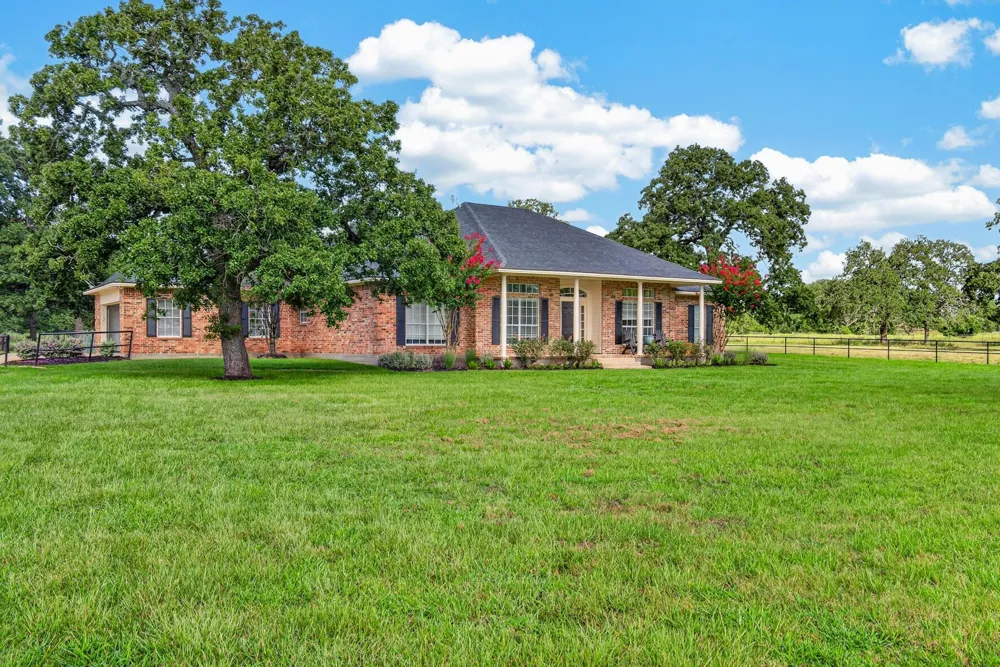 4948 Koppe Bridge Road College Station, TX 77845
