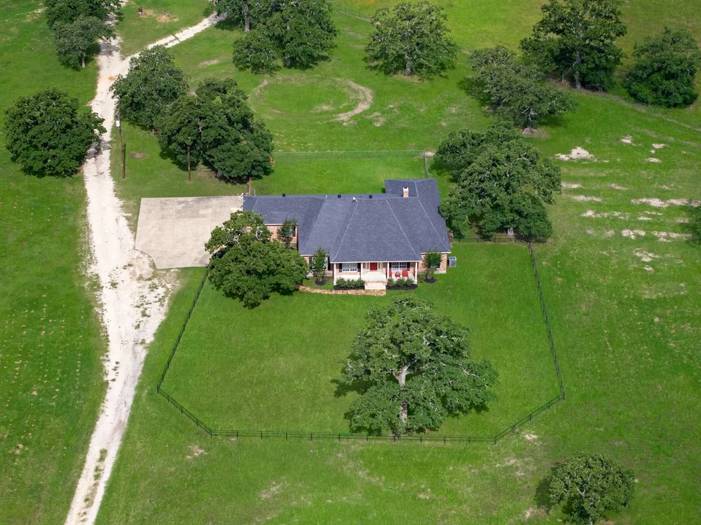 4948 Koppe Bridge Road College Station, TX 77845