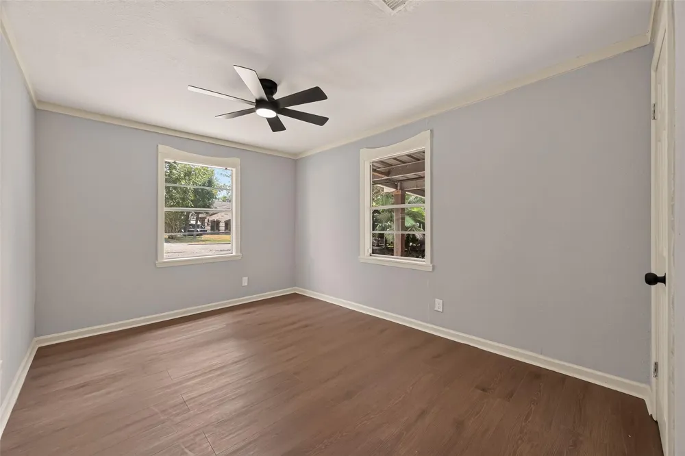 1509 Lawrence Avenue Pasadena, TX 77506