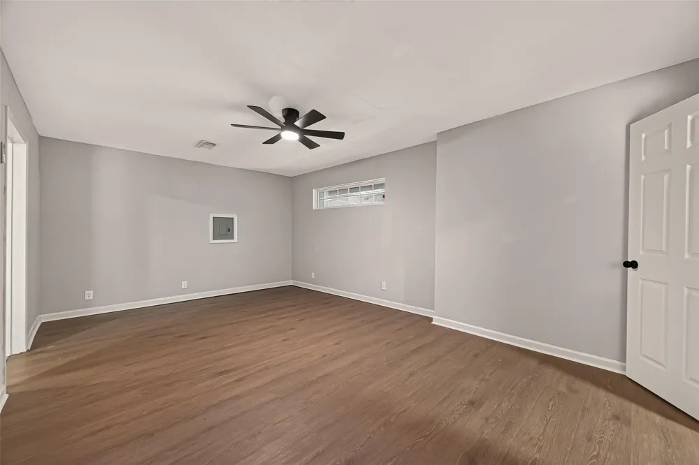 1509 Lawrence Avenue Pasadena, TX 77506