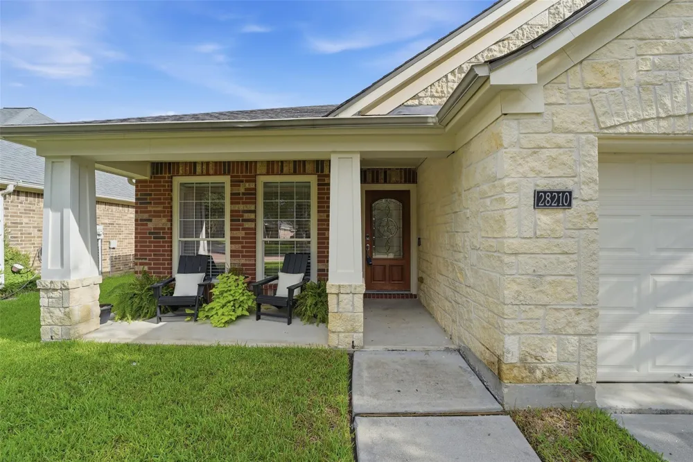 28210 Everett Knolls Drive Katy, TX 77494