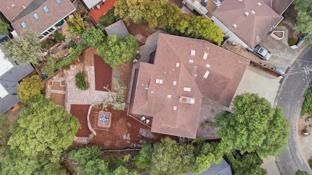 2109 Shirley Road Belmont, CA 94002