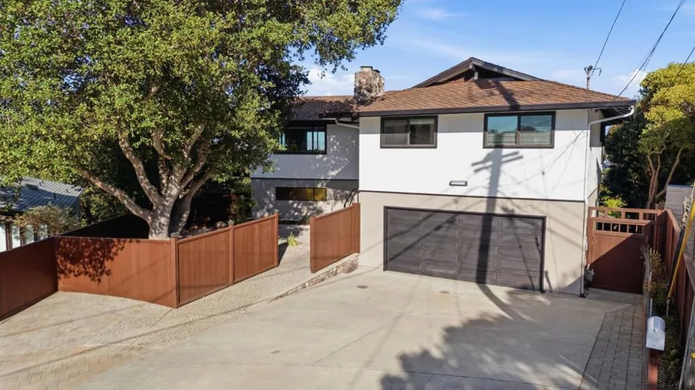 2109 Shirley Road Belmont, CA 94002