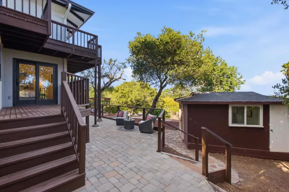 2109 Shirley Road Belmont, CA 94002