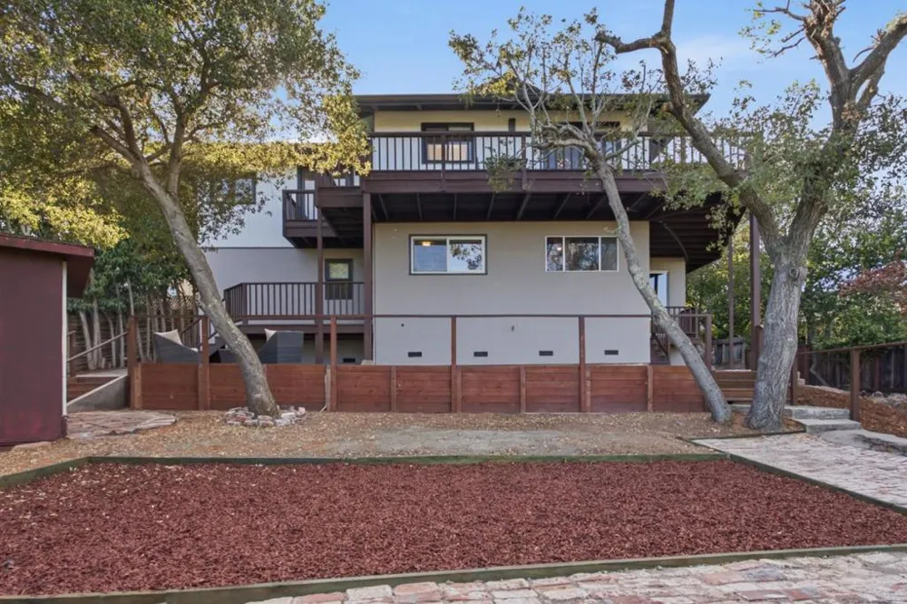 2109 Shirley Road Belmont, CA 94002