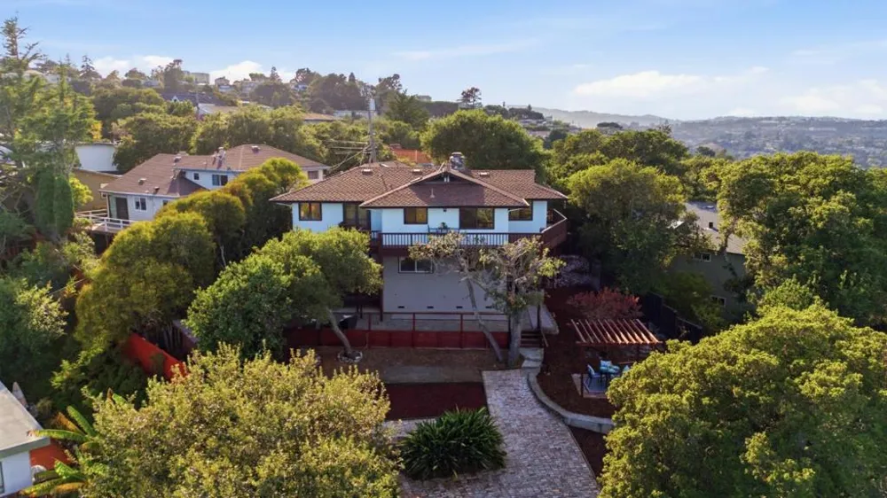 2109 Shirley Road Belmont, CA 94002