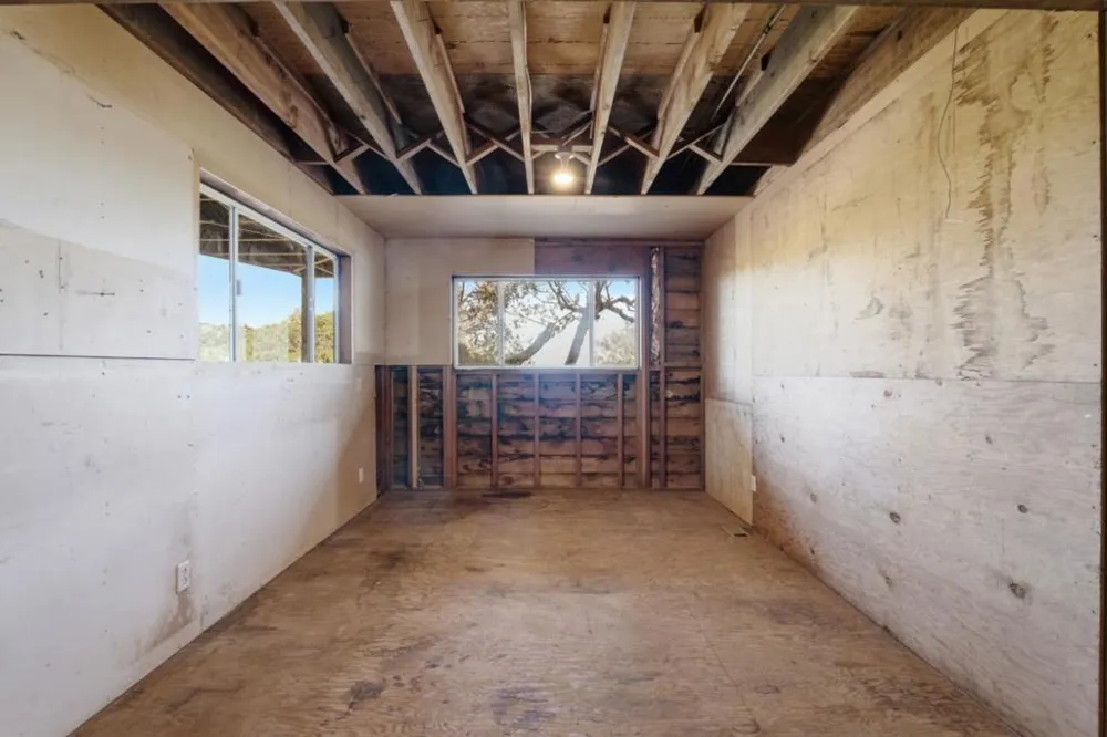 2109 Shirley Road Belmont, CA 94002