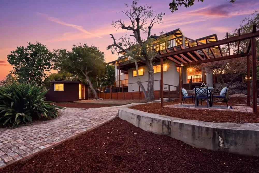 2109 Shirley Road Belmont, CA 94002