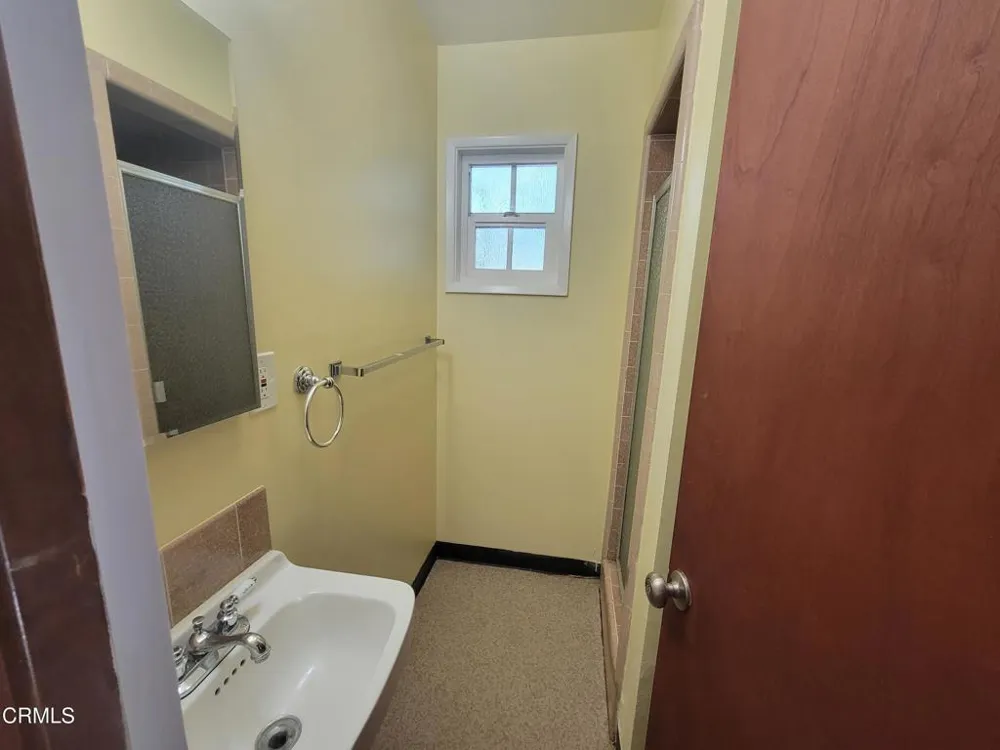 41 Fremont Avenue Moorpark, CA 93021