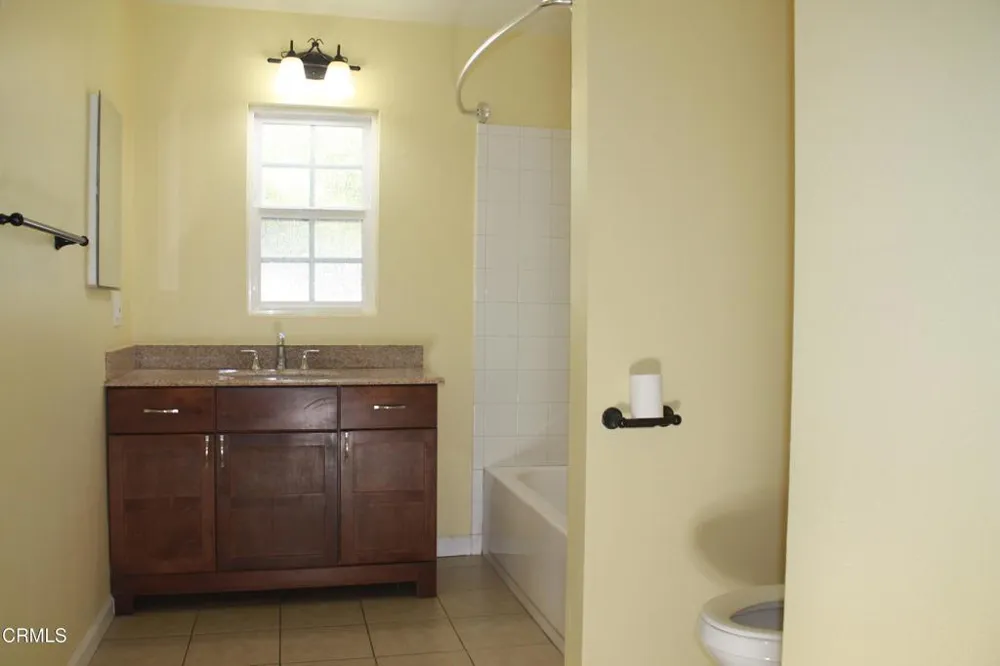 41 Fremont Avenue Moorpark, CA 93021