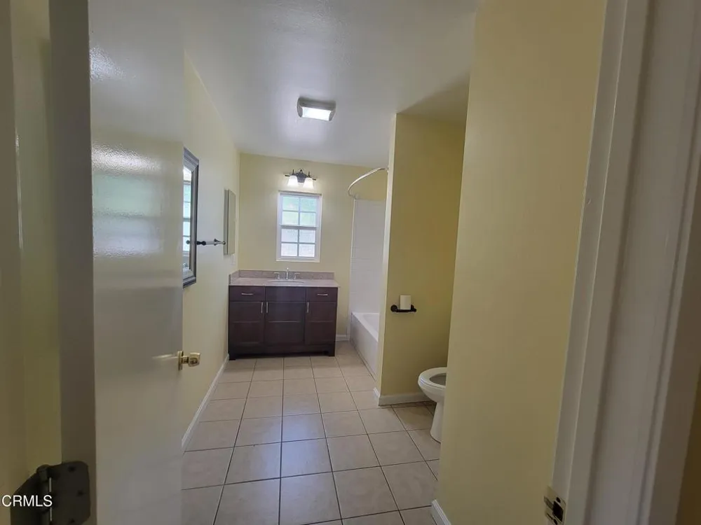 41 Fremont Avenue Moorpark, CA 93021