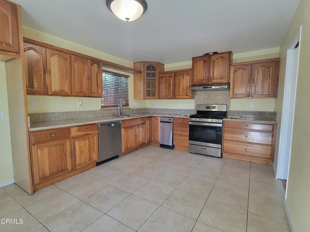 41 Fremont Avenue Moorpark, CA 93021