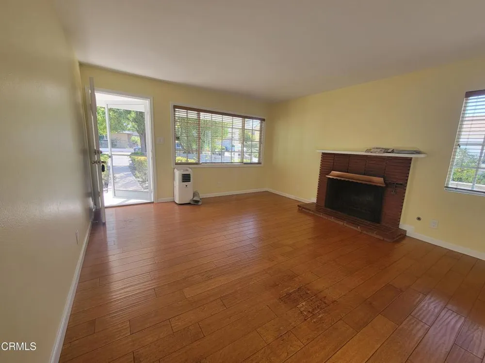 41 Fremont Avenue Moorpark, CA 93021