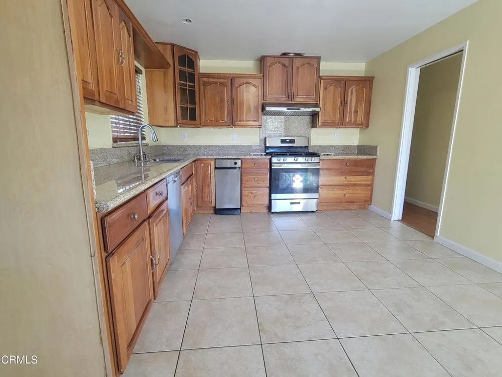 41 Fremont Avenue Moorpark, CA 93021