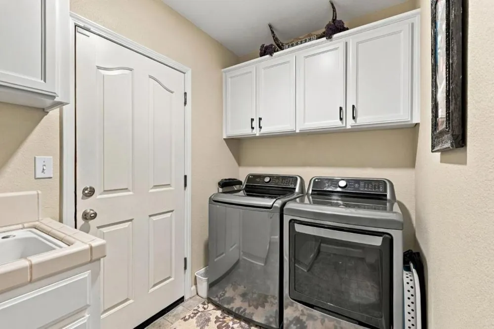 4217 Big Tree Court Denair, CA 95316