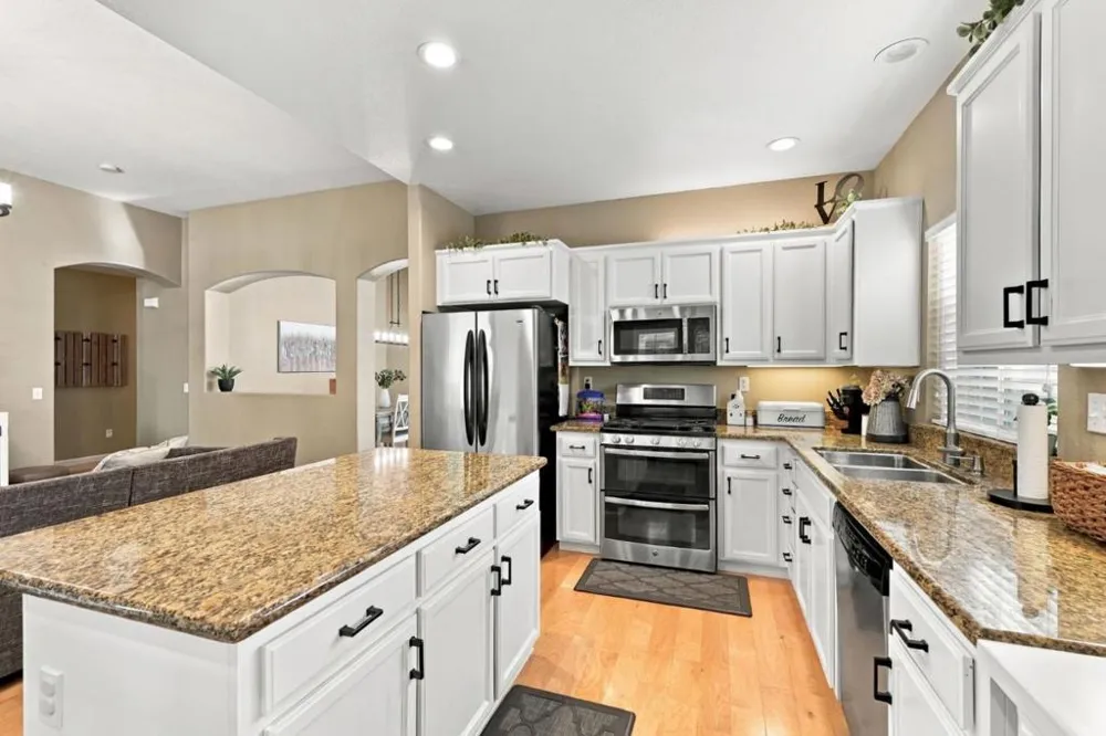 4217 Big Tree Court Denair, CA 95316
