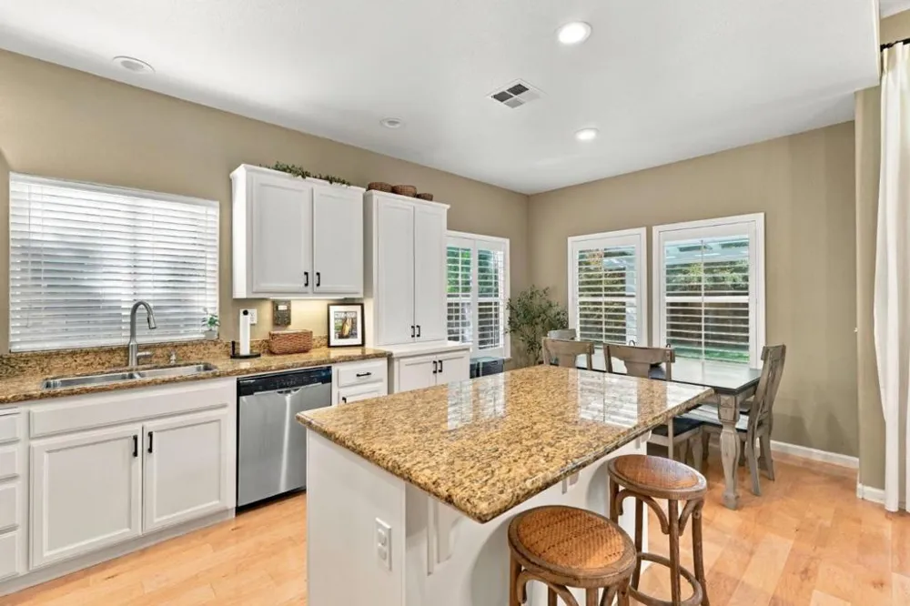 4217 Big Tree Court Denair, CA 95316