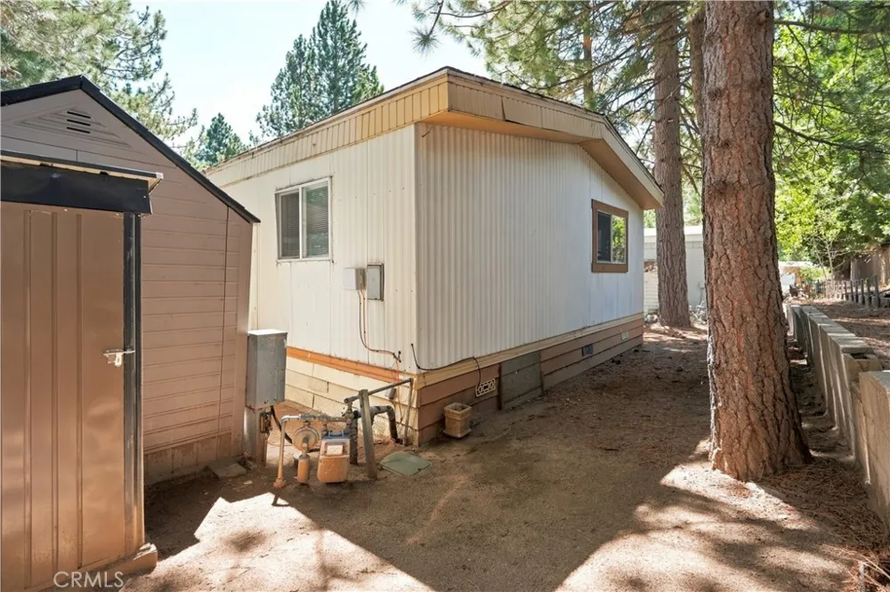 22899 Byron Road #31 Crestline, CA 92325