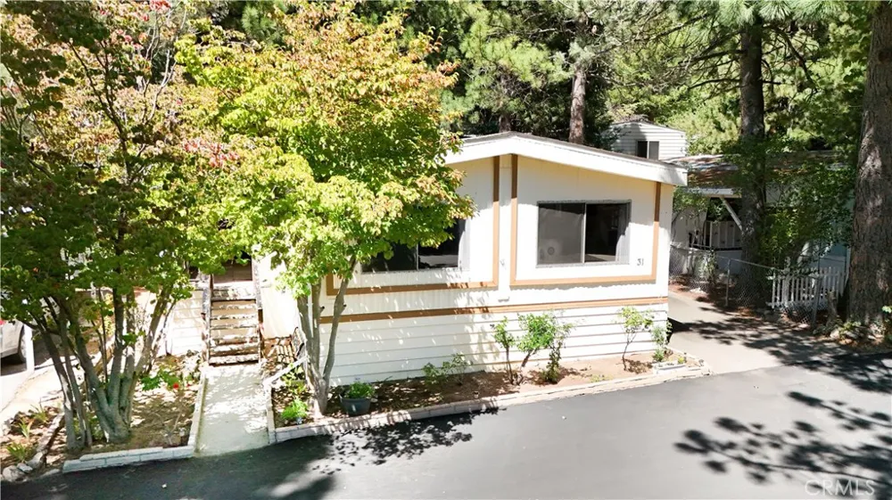 22899 Byron Road #31 Crestline, CA 92325