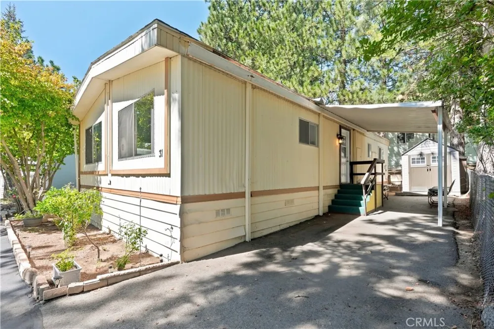 22899 Byron Road #31 Crestline, CA 92325