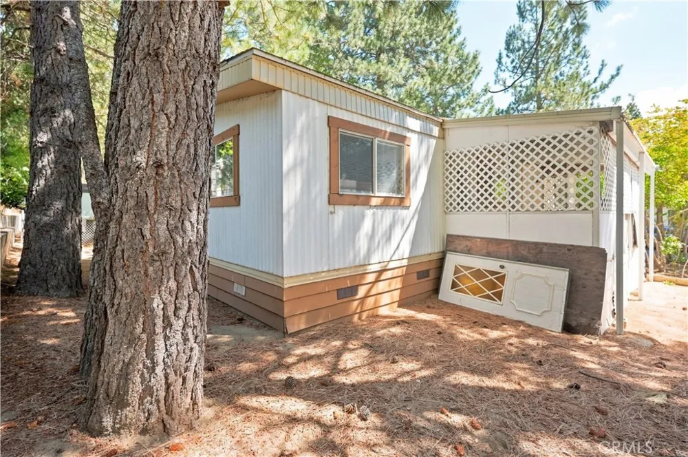 22899 Byron Road #31 Crestline, CA 92325