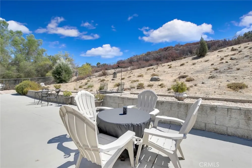42815 Pheasant Hill Place Hemet, CA 92544