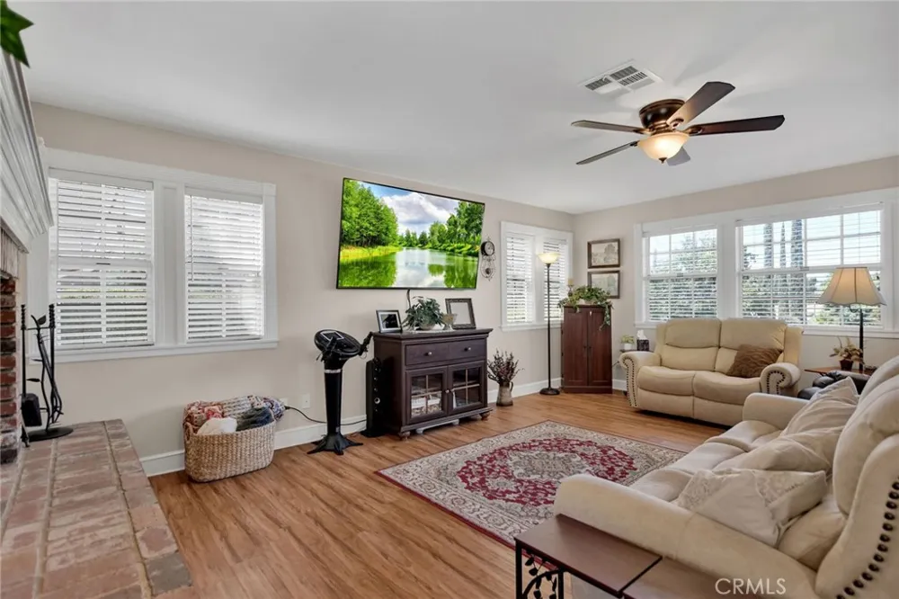 42815 Pheasant Hill Place Hemet, CA 92544