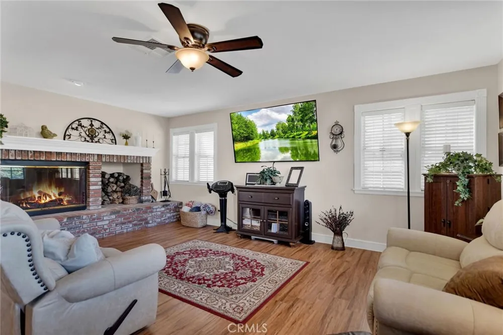 42815 Pheasant Hill Place Hemet, CA 92544