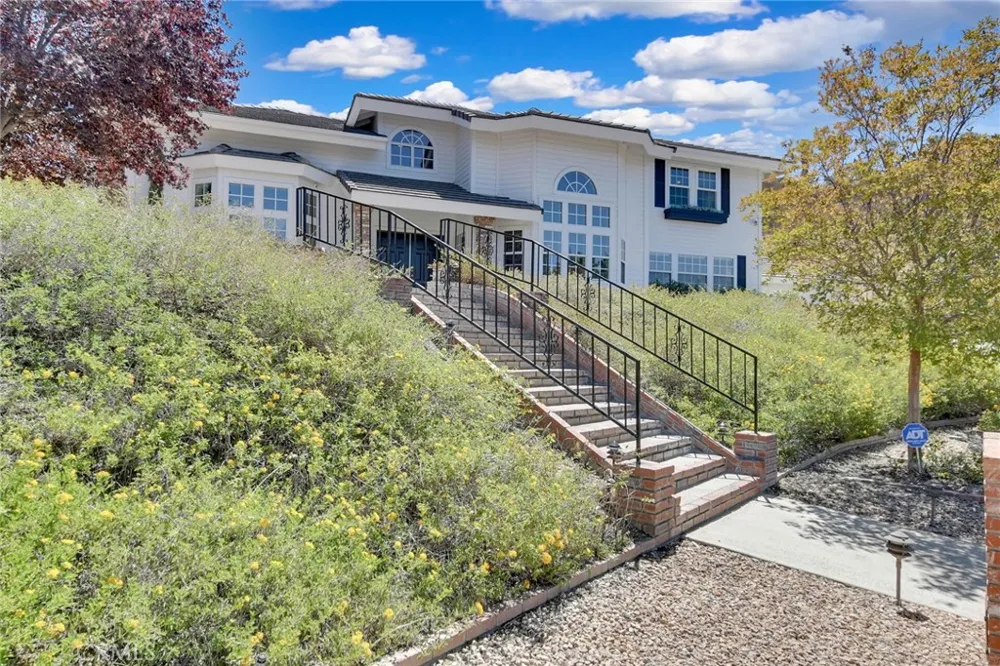 42815 Pheasant Hill Place Hemet, CA 92544