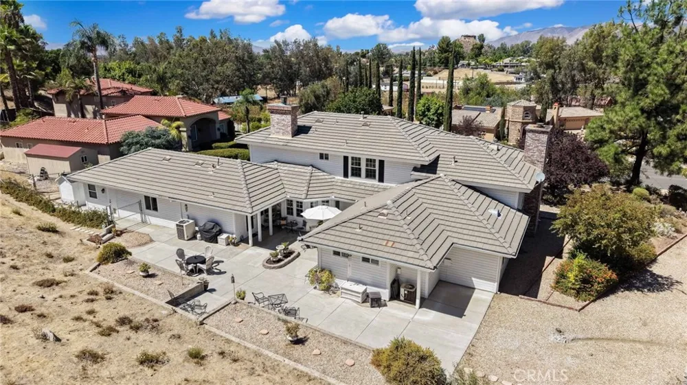 42815 Pheasant Hill Place Hemet, CA 92544
