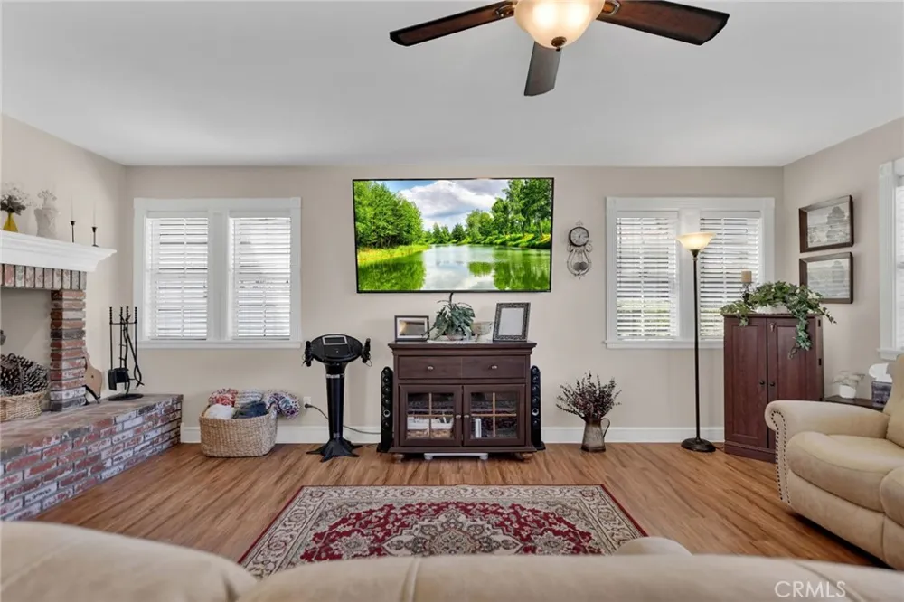 42815 Pheasant Hill Place Hemet, CA 92544