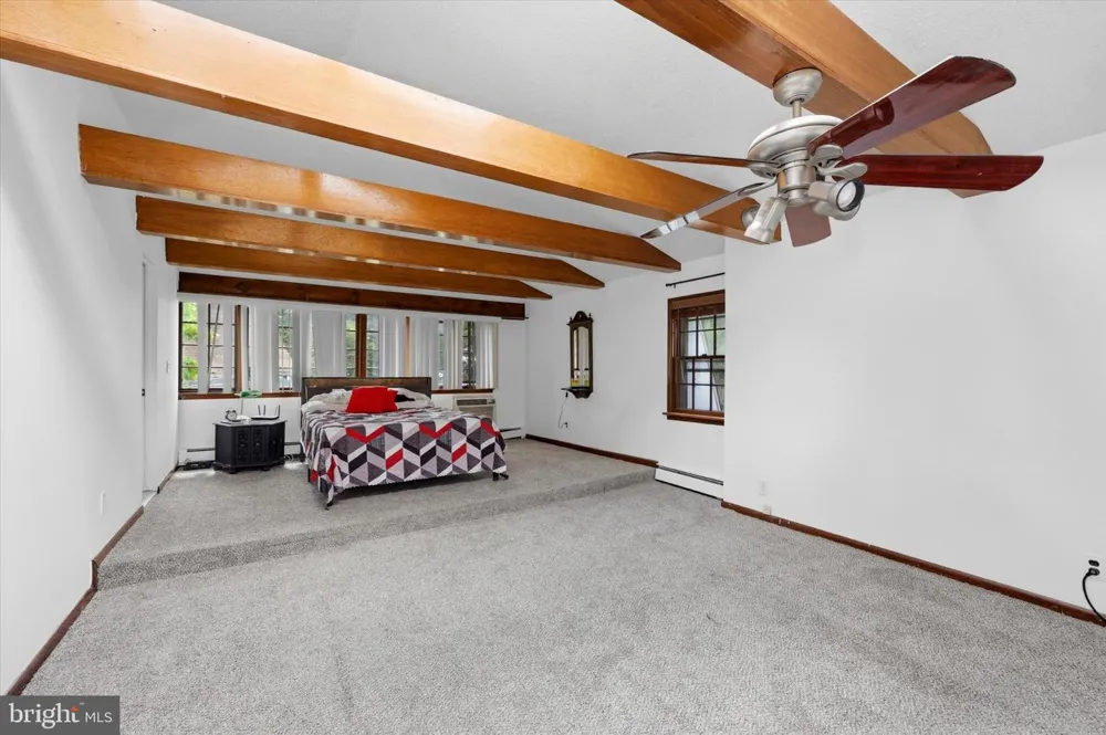 801 E PENN PINES BOULEVARD Aldan, PA 19018