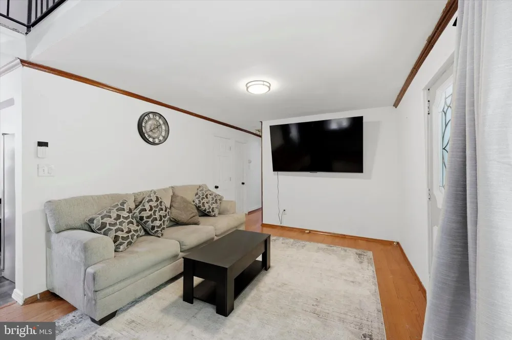 801 E PENN PINES BOULEVARD Aldan, PA 19018
