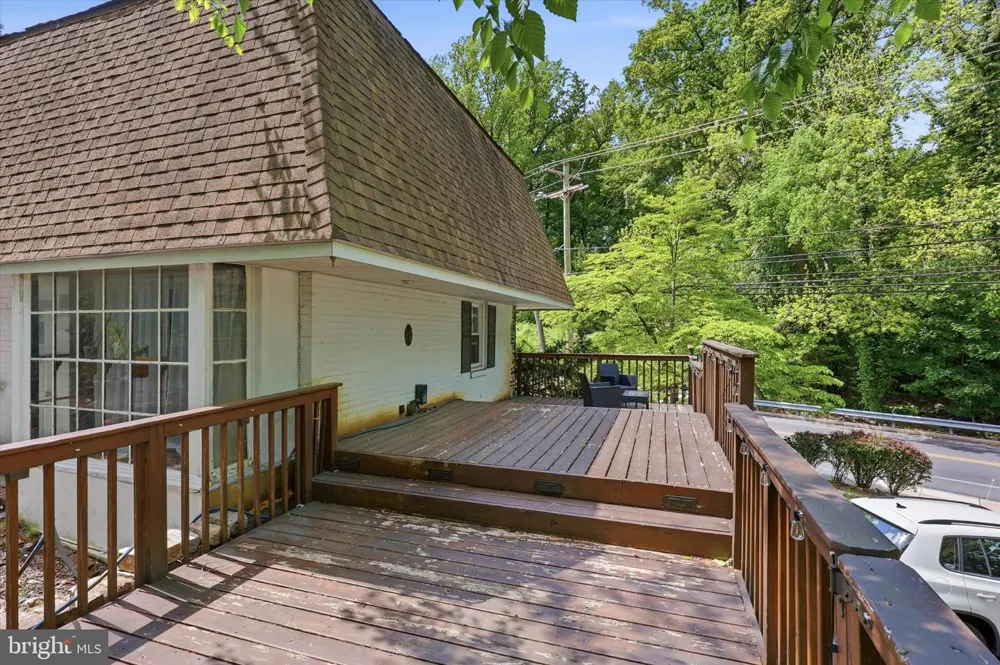 801 E PENN PINES BOULEVARD Aldan, PA 19018