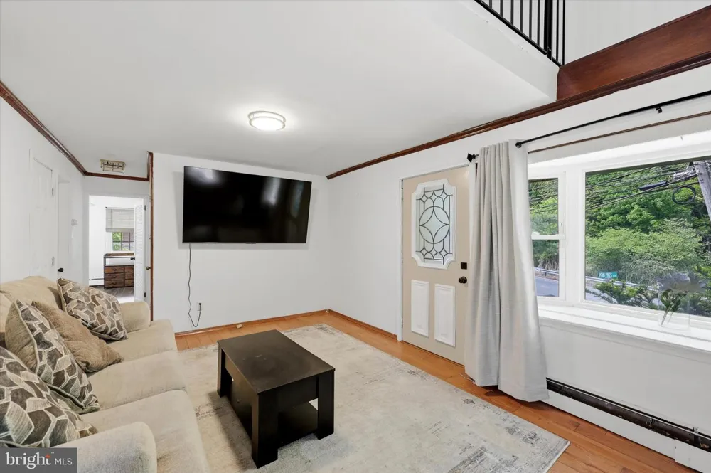801 E PENN PINES BOULEVARD Aldan, PA 19018