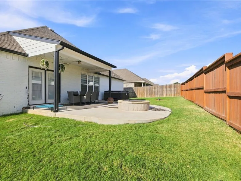 808 E Edgewater Place Broken Arrow, OK 74012