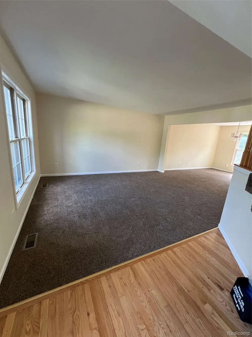 45475 Irvine Drive Novi City, MI 48374
