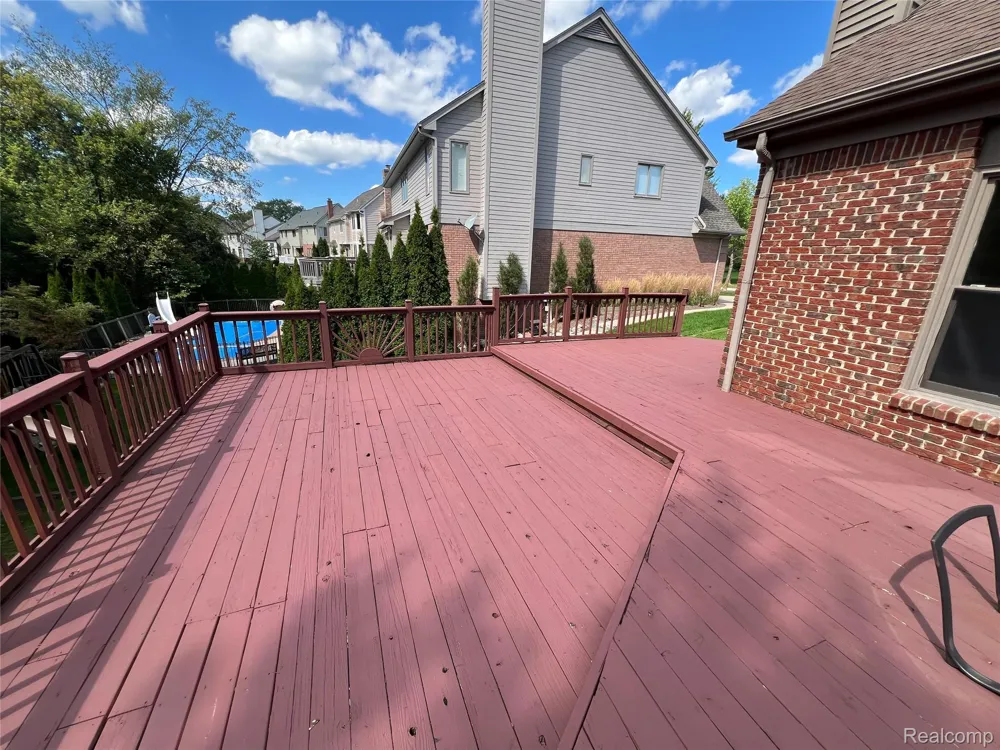45475 Irvine Drive Novi City, MI 48374