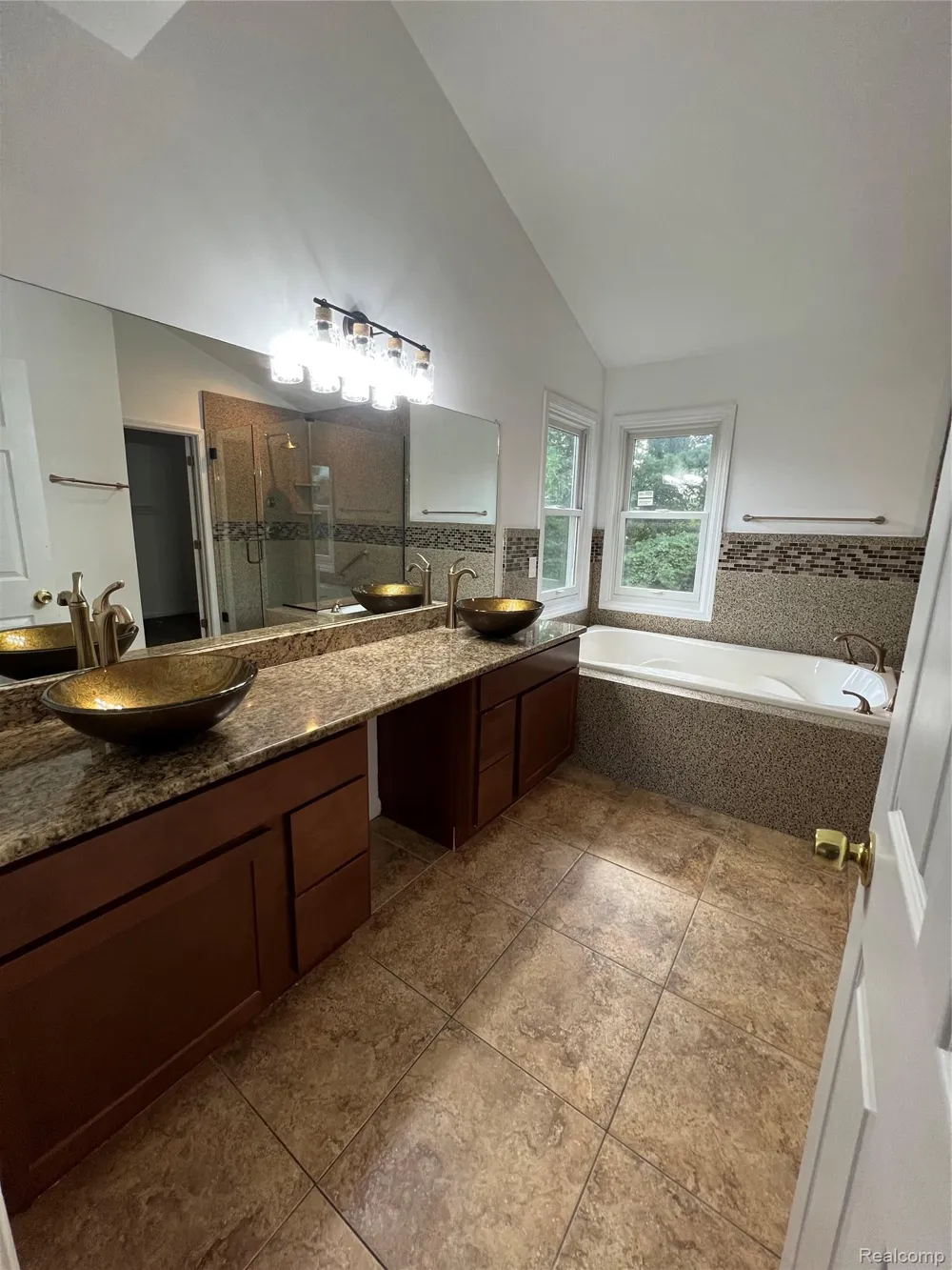 45475 Irvine Drive Novi City, MI 48374
