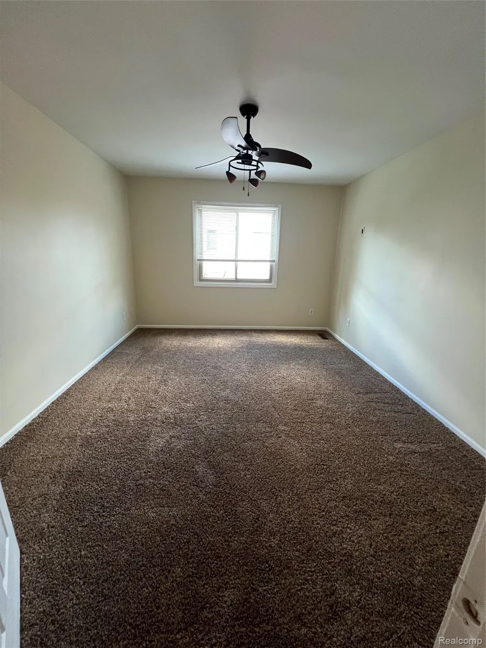 45475 Irvine Drive Novi City, MI 48374