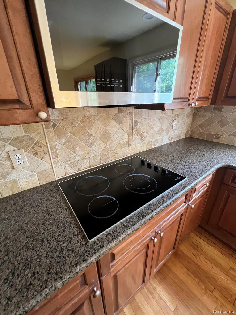 45475 Irvine Drive Novi City, MI 48374
