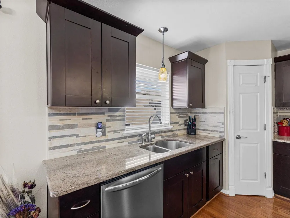 12614 LAKE VISTA DRIVE Gibsonton, FL 33534