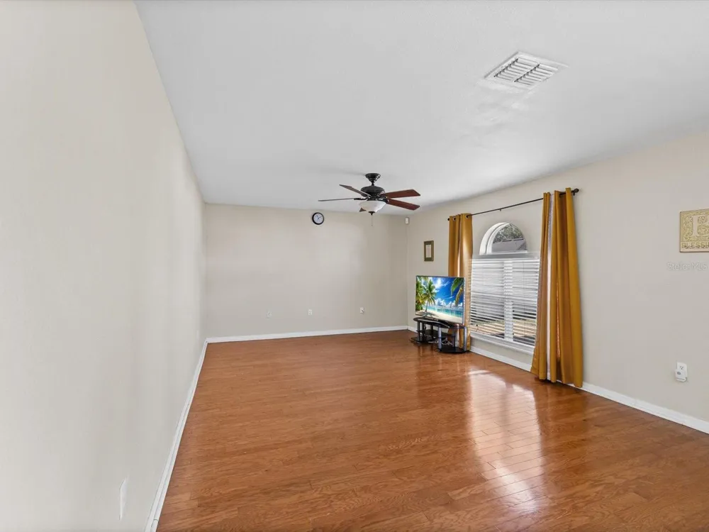 12614 LAKE VISTA DRIVE Gibsonton, FL 33534