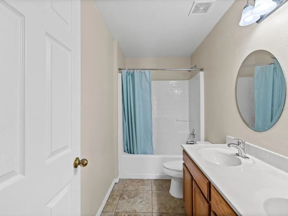 12614 LAKE VISTA DRIVE Gibsonton, FL 33534