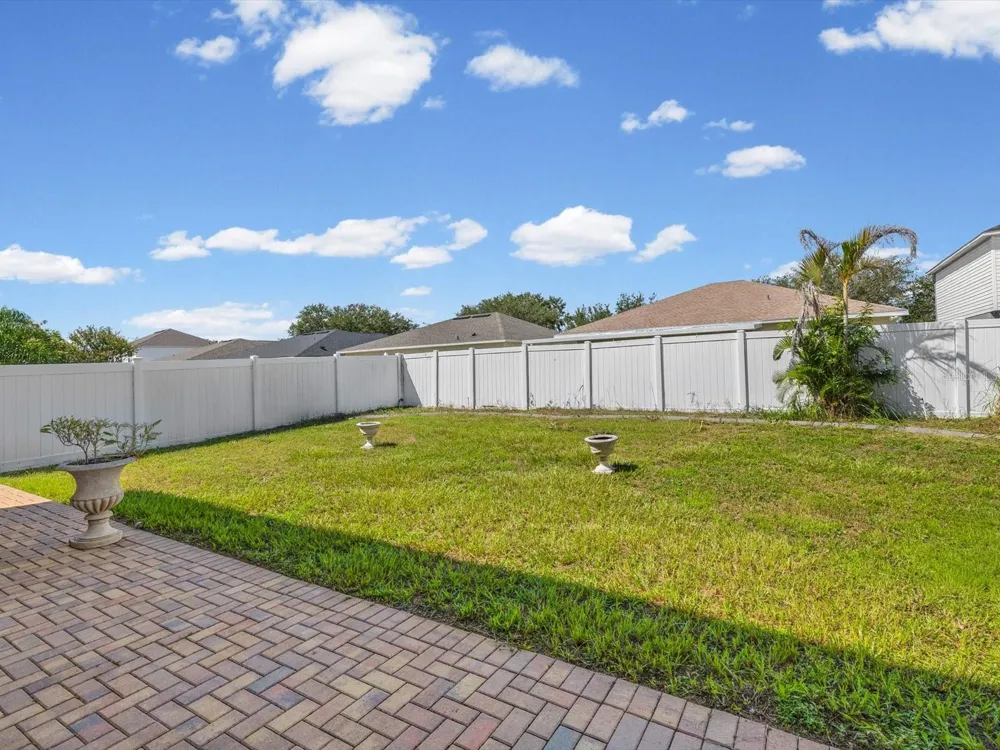 12614 LAKE VISTA DRIVE Gibsonton, FL 33534