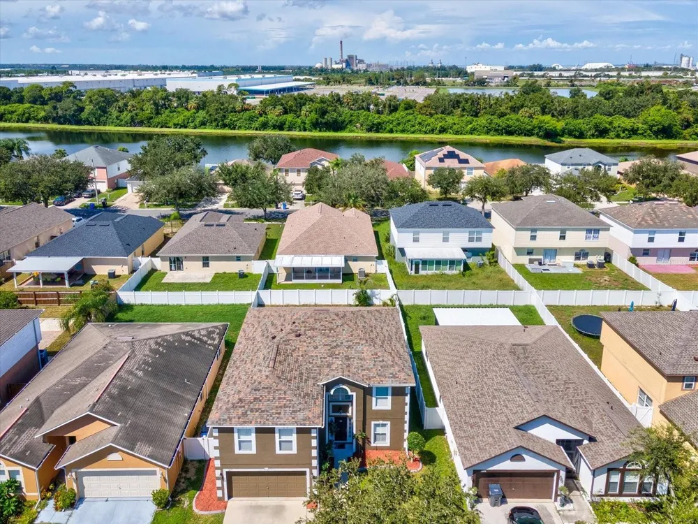 12614 LAKE VISTA DRIVE Gibsonton, FL 33534