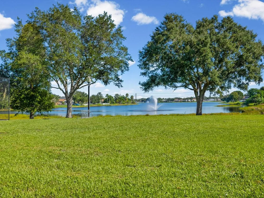 12614 LAKE VISTA DRIVE Gibsonton, FL 33534