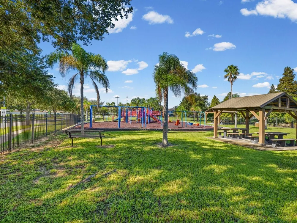 12614 LAKE VISTA DRIVE Gibsonton, FL 33534