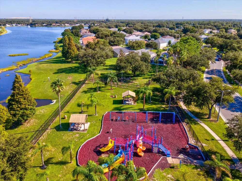 12614 LAKE VISTA DRIVE Gibsonton, FL 33534